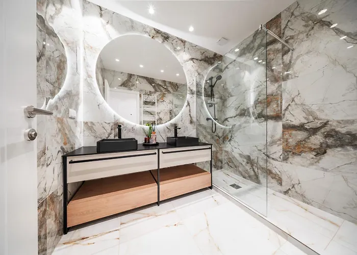 Zeus Design West Апартаменты