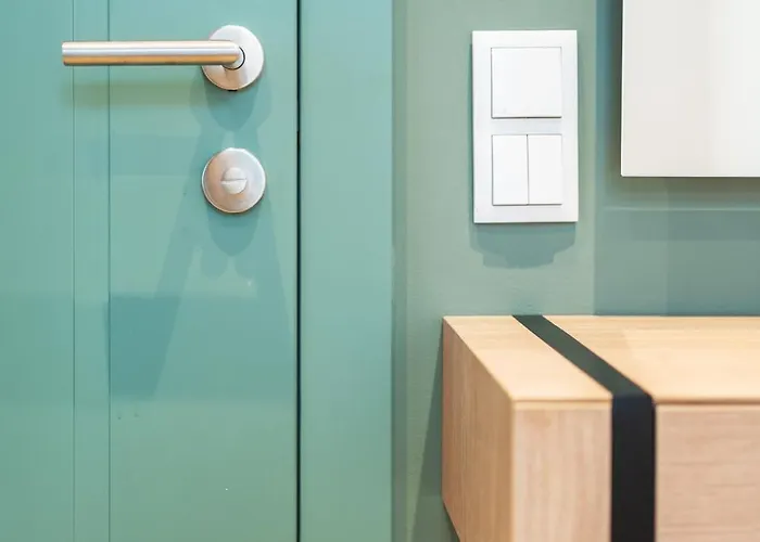 Zeus Design West Вена
