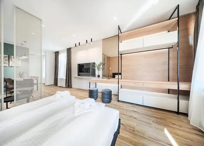 Zeus Design West