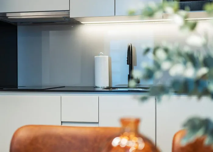 Zeus Design West Апартаменты *