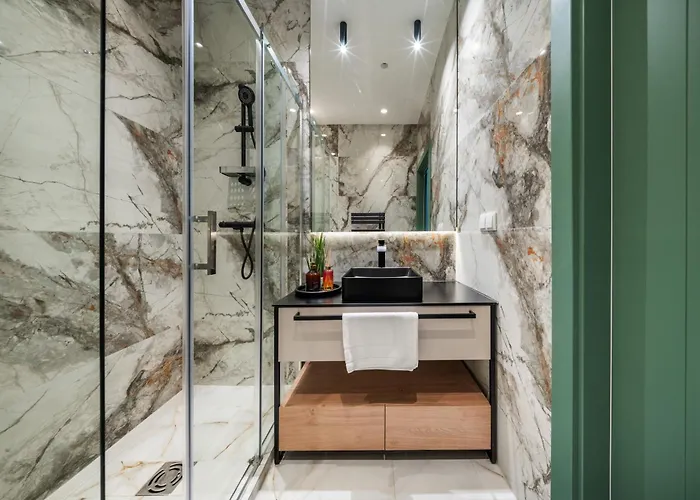 Апартаменты Zeus Design West *