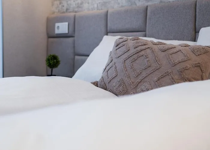 Zeus Design West Apartment